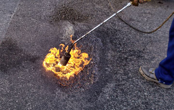 Hermiston flat roofing repairs